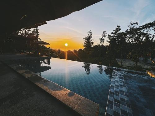 Lipa House | The Hidden Pearl Cabin - Lipa Scenic Nature Escape