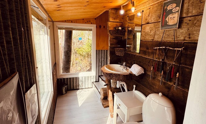 Munkfors Cottage | The Hideout Cabin- near Klarälvsbanan and Swimming area