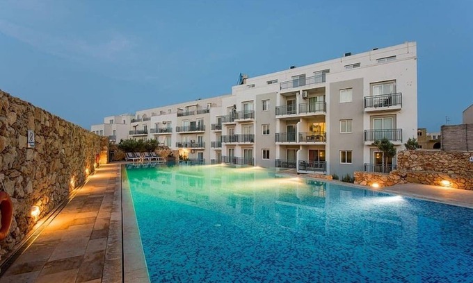 Marsalforn Apartment | The Hillock North E9