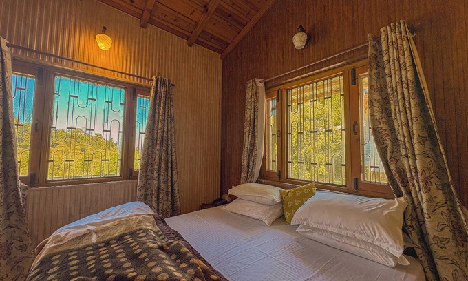 Gagar Hotel | The Himalayan Living - Whispering Oaks