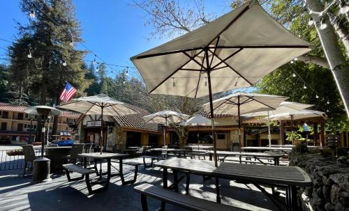 Brookdale Hotel | The Historic Brookdale Lodge, Santa Cruz Mountains