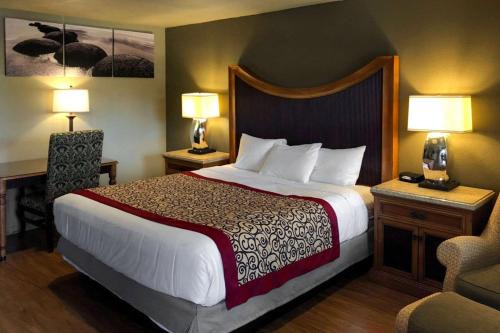 Flagstaff Hotel | The INN ON 66