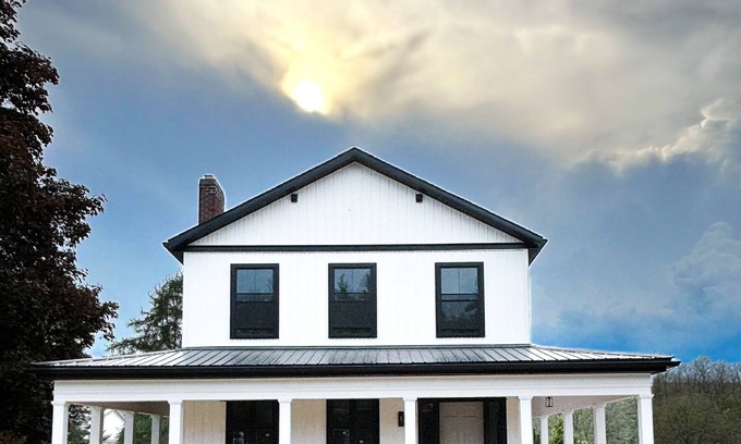 Franklin Springs Apartment | The Iron Loft offers privacy, elegance and a combination of old and new nuances