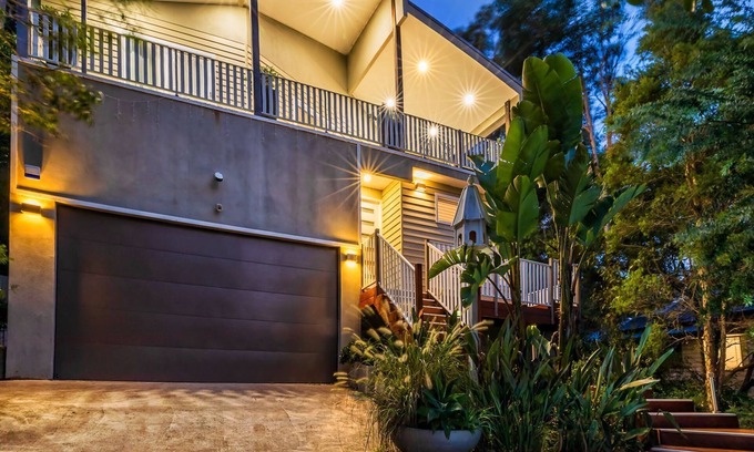 Murrays Beach House | The Lake Palace at Murray's Beach