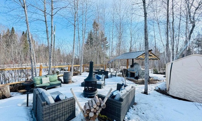 Little Bullhead House | The Lake Villa (family-friendly or pet-friendly).