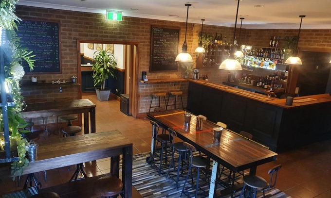 Lancefield Hotel | The Lancefield Lodge