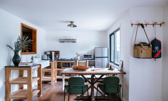 Mount Tremper Hotel | The Leeway