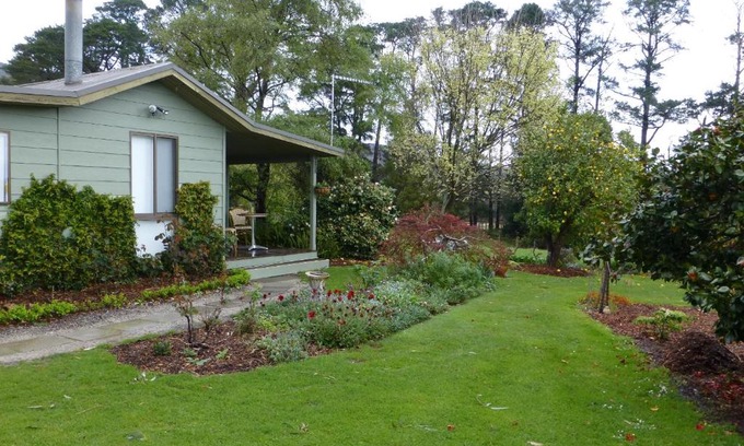 Badger Creek House | The Little House on The Hill