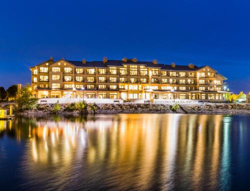South Richland Hotel | The Lodge at Columbia Point