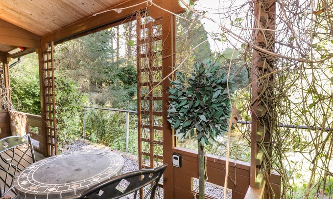 Lerags Cottage | The Log Cabin