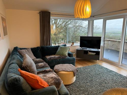 Wedmore Apartment | The Lookout