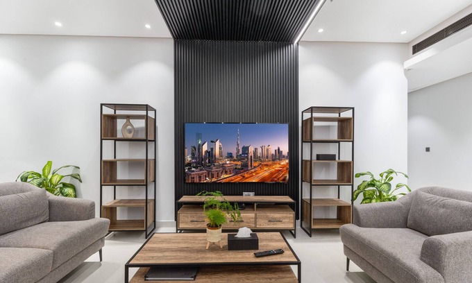 Sharjah Apartment | The Luxurious Sea View Apartment