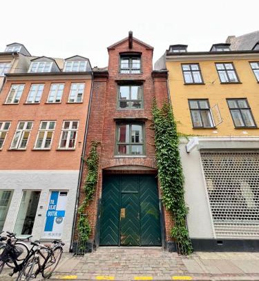 Copenhagen City Centre Apartment | The Luxurious Townhouse of Copenhagen