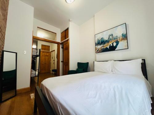 Midtown West Apartment | The Manhattan 44