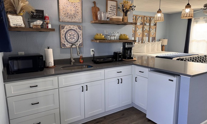 Surfside Beach Apartment | The Mark at Surfside, Apt. 8