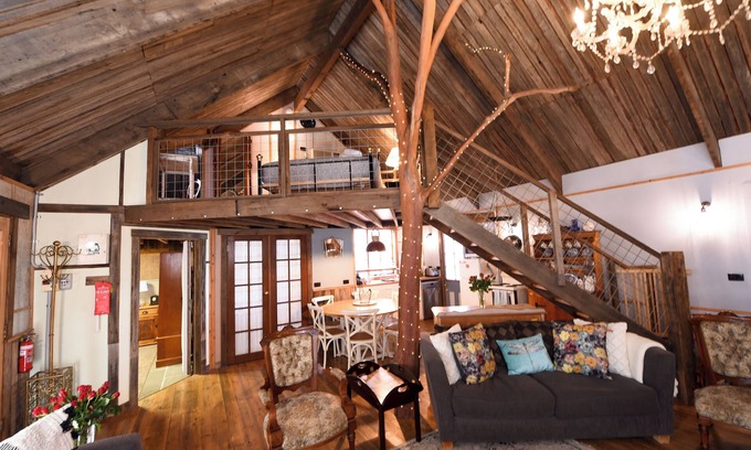 Eureka House | The Miner's Loft - Ballarat