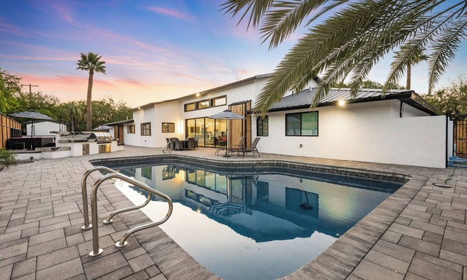 Lombardi Estates House | The Montecito | Luxury Villa + Casita in Old Town