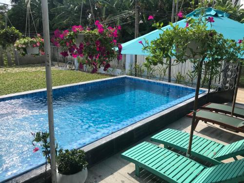 Tra Que Vegetable Village House | The Moon River Homestay & Villa