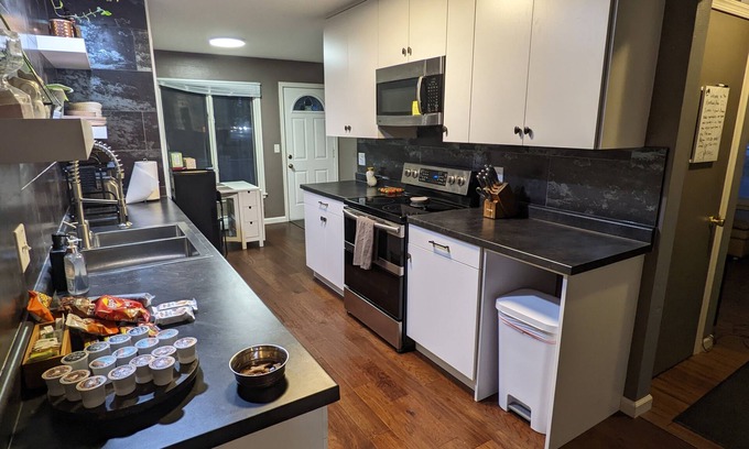 Moorhead House | The Moorhead Place 2. Dog friendly, warm home near colleges and medical centers