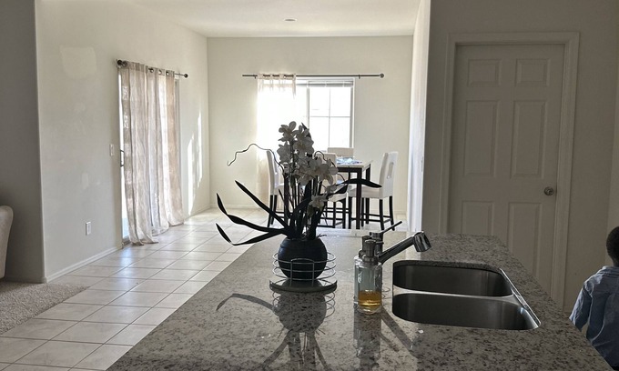 Tolleson House | The Mountain View Home