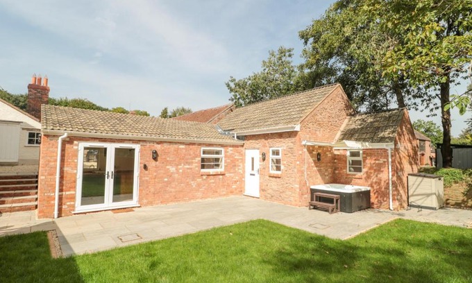 North Petherton House | The Nest