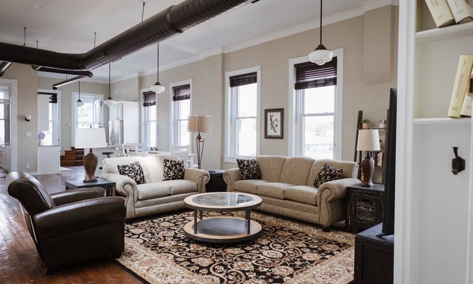 Henderson Apartment | The Nest - Huge Loft in Downtown Henderson