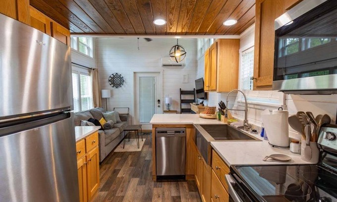 Dover House | The Nesting Nook (In The Pines at KY Lake)