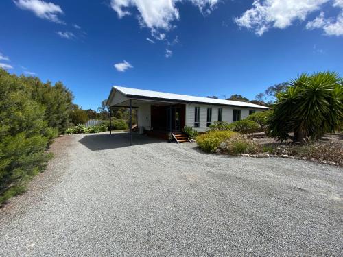 Lake Wangary House | The Nook on Nancy