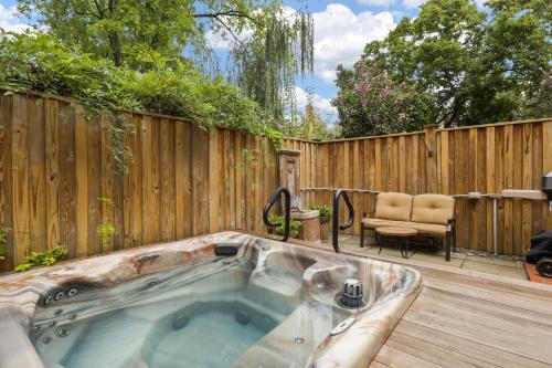 Old Town Alexandria House | The Nostalgic of Old Town
