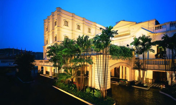 Dharmatala Hotel | The Oberoi Grand Kolkata