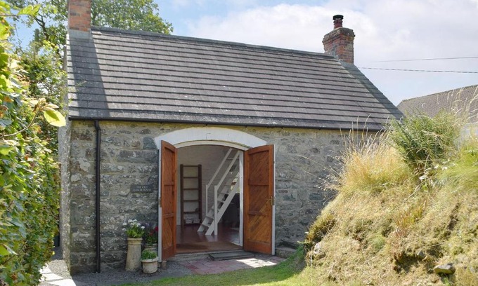 Haverfordwest House | The Old Coach House
