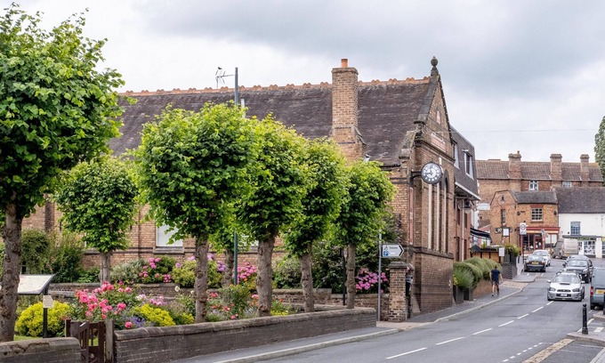 Broseley Cottage | The Old Sweet Shop - a holiday let that sleeps 4 guests in 2 bedrooms