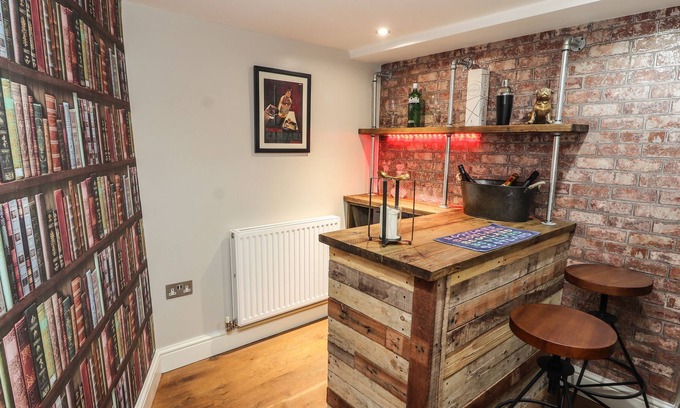 Ironbridge Cottage | THE OLDE DRILL HOUSE, pet friendly in Ironbridge