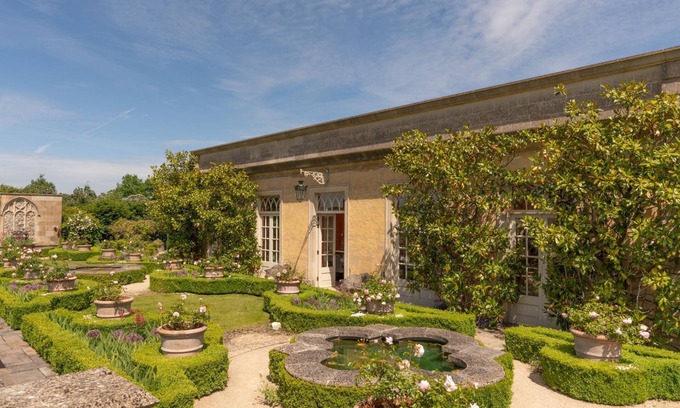 Biddestone House | The Orangery, Euridge - sleeps 4 guests in 2 bedrooms