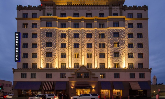 Downtown Hotel | The Padre Hotel