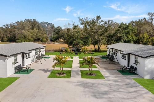 Plant City House | The Peaceful Village Unit#2