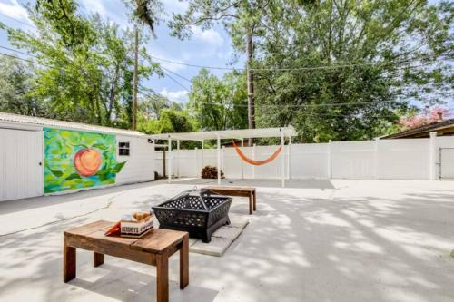 Pooler House | The Peach Family Friendly Oasis