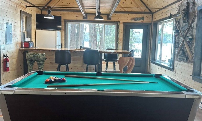 Mosinee Cabin | The Perch-Skywalk! Pet Friendly, 4-bedroom cabin on the Big Eau Pleine.