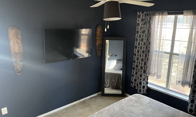 Cumberland Apartment | The perfect One Bedroom Close To Downtown Atlanta