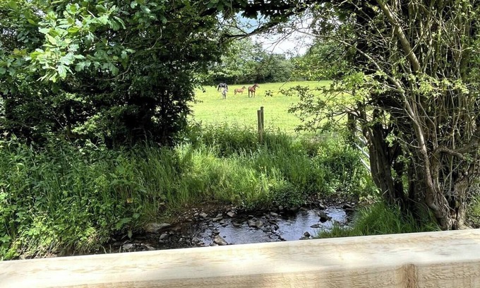Loughborough House | The Pig Sty - Farm Stay