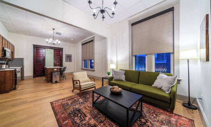Sedalia Apartment | The Plum Suite - Spacious, Luxury 1-bedroom Apartment in Downtown Sedalia