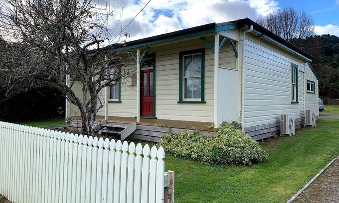 Ohakune House | The Railway Sleeper - your home away from home