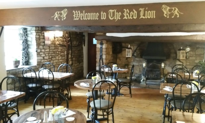 Dunston Hotel | The Red Lion