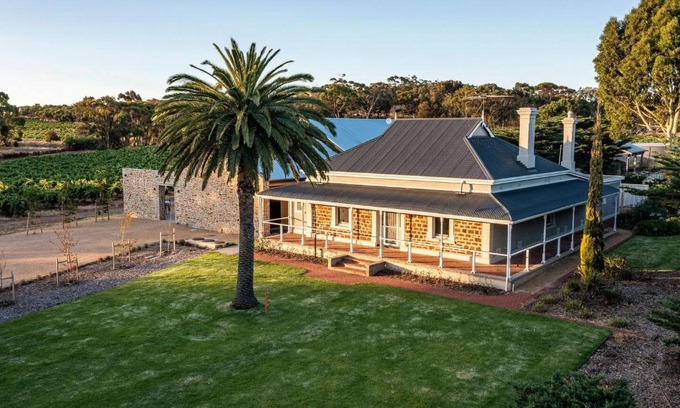 Nuriootpa Apartment | The Residence at Schubert Estate
