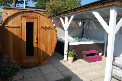 Pitlochry Ski Chalet | The Retreat Cabin