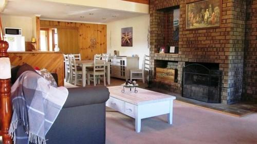 Batehaven House | The Retreat on Matthew