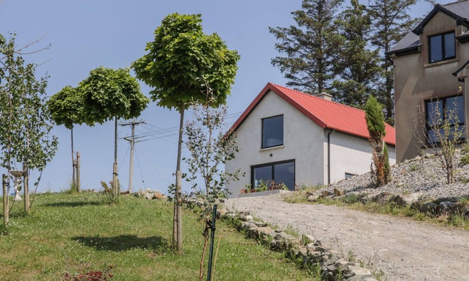 Glenties Cottage | THE RING FORT LODGE, pet friendly in Glenties, County Donegal