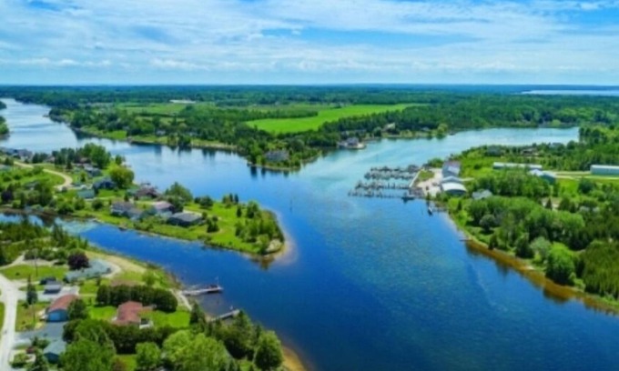 Cheboygan House | The River House perfect location on the Cheboygan River!