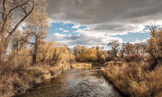 Bozeman House | The Riverhouse on the East Gallatin