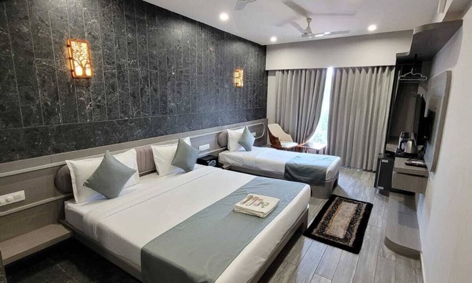 Gandhinagar Hotel | The Royal Era Hotel